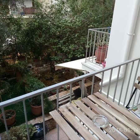 Modern, Ideally Located Studio Apartment Atenas Exterior foto